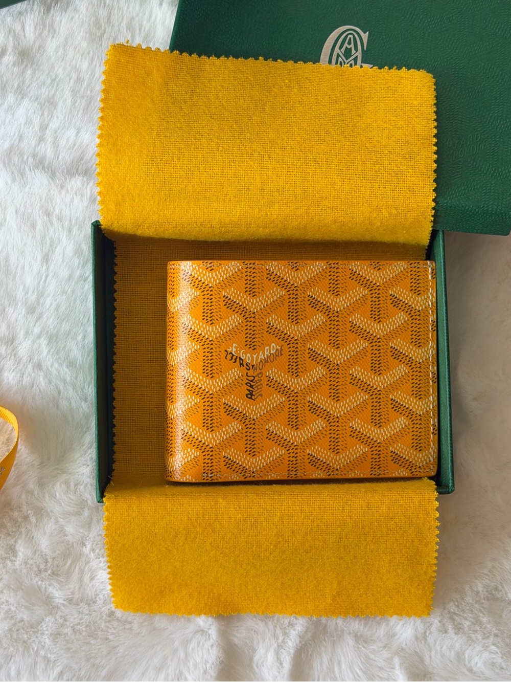 NWT Goyard Yellow Goyardine Canvas Victoire Wallet Gift Set